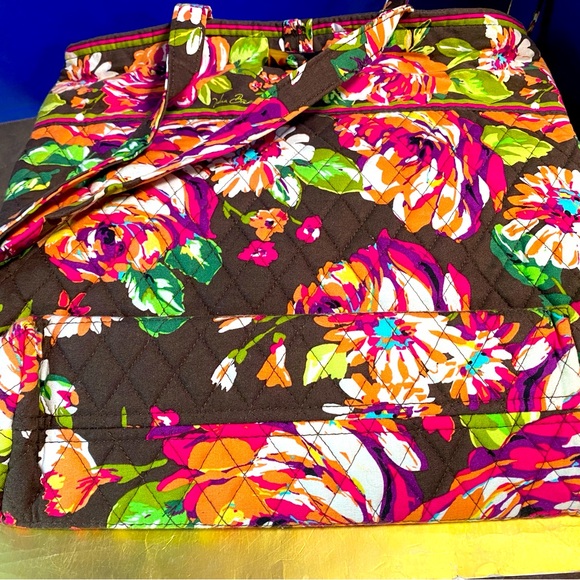Vera Bradley Retired 2012 English Garden Pattern Brown Floral Tote Bag 14”x13”x4 - Picture 7 of 7